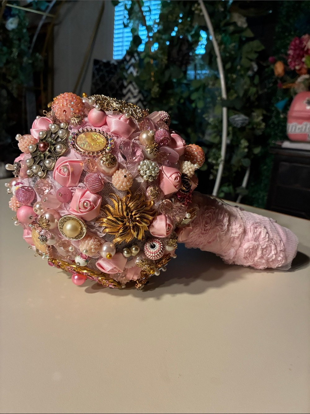 Romantic Pink Brooch Bouquet with Gold Accents - Women Jewelry Brooches